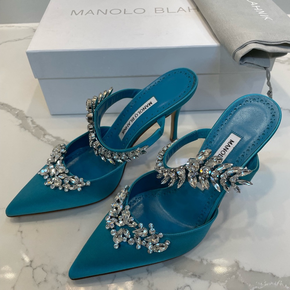 Manolo Blahnik Lurum  Embellished Satin Mules 7 B/37 EU $1495